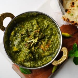 Chicken Saag with Turmeric Rice & Naan